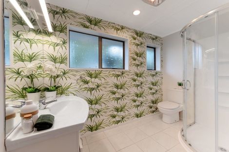 Photo of property in 2/28 Seaspray Drive, Mount Maunganui, 3116
