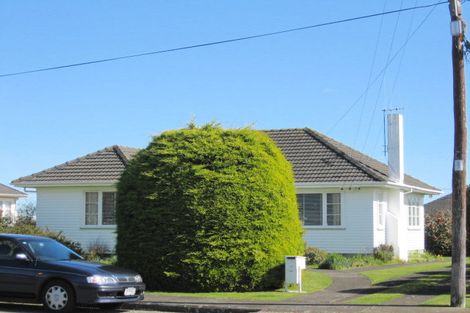 Photo of property in 7 George Street, Levin, 5510