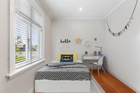 Photo of property in 1 Cochrane Road, Hobsonville, Auckland, 0616