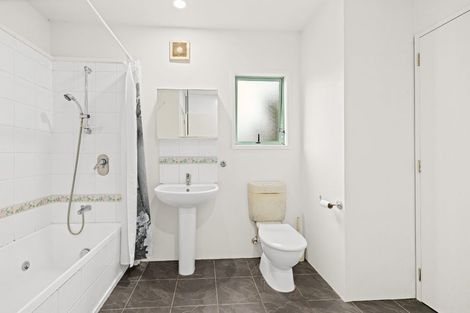 Photo of property in 17 Helvetia Drive, Browns Bay, Auckland, 0630