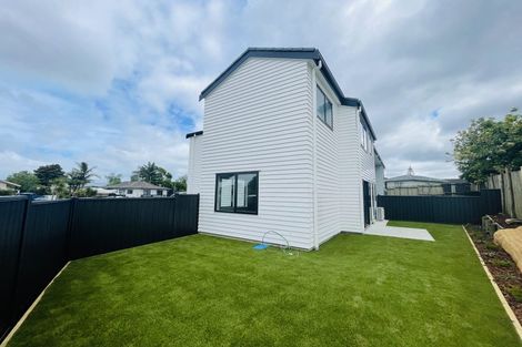 Photo of property in 6d Melleray Place, Randwick Park, Auckland, 2105