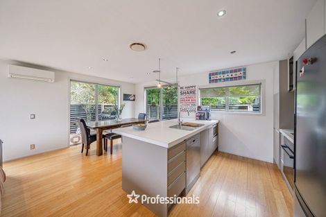 Photo of property in 12 Otonga Heights, Maungaraki, Lower Hutt, 5010