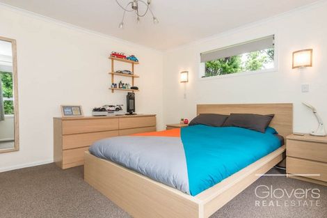 Photo of property in 21 Ngaio Road, Titirangi, Auckland, 0604