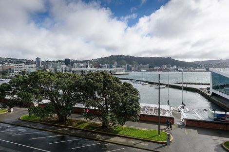 Photo of property in Blanc, 3e/136 Oriental Parade, Oriental Bay, Wellington, 6011