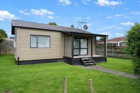 Photo of property in 7 Ross Crescent, Fairfield, Hamilton, 3214