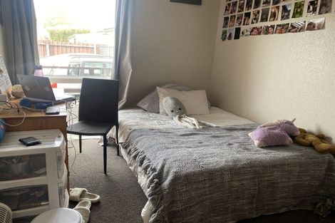 Photo of property in 16 Peer Street, Upper Riccarton, Christchurch, 8041