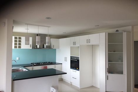 Photo of property in 7a Edgewood Way, Henderson, Auckland, 0612