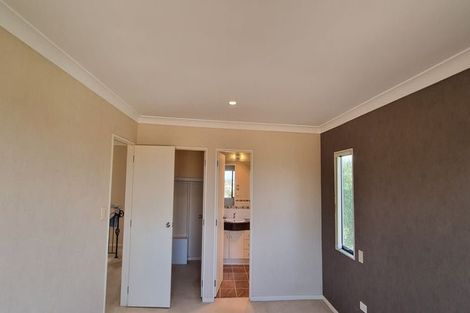 Photo of property in 72 Gracechurch Drive, Flat Bush, Auckland, 2016