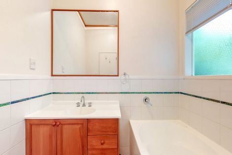 Photo of property in 9 Silverbirch Grove, Churton Park, Wellington, 6037