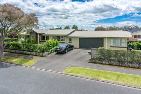 Photo of property in 7 Pulham Crescent, Queenwood, Hamilton, 3210