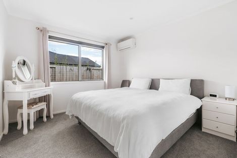 Photo of property in 34 Charlotte Drive, Omokoroa, 3114