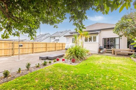Photo of property in 57 Wellesley Road, Napier South, Napier, 4110