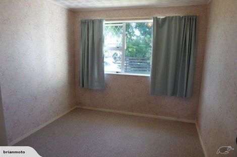 Photo of property in 44 Escort Grove, Awapuni, Palmerston North, 4412