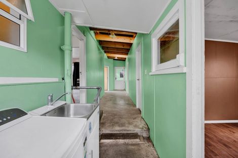 Photo of property in 25 Galt Street, Hawera, 4610