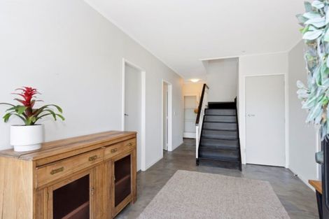 Photo of property in 24 Tay Street, Mount Maunganui, 3116