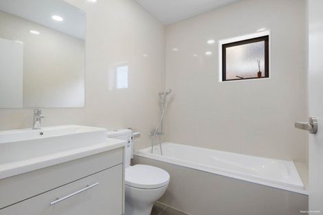 Photo of property in 4/109 Shakespeare Road, Milford, Auckland, 0620