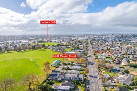 Photo of property in 188u5 Massey Street, Frankton, Hamilton, 3204