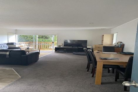 Photo of property in 8 Westra View, Tawa, Wellington, 5028