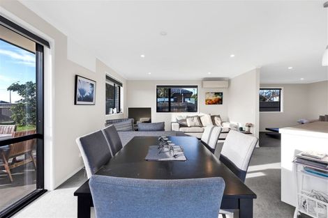 Photo of property in 3 Jules Crescent, Bell Block, New Plymouth, 4312