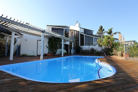 Photo of property in 74 Ardern Avenue, Stanmore Bay, Whangaparaoa, 0932
