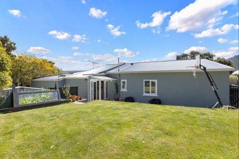 Photo of property in 6 Ardross Avenue, Khandallah, Wellington, 6035