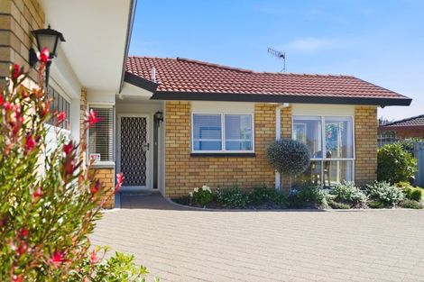Photo of property in 30 Russley Drive, Mount Maunganui, 3116