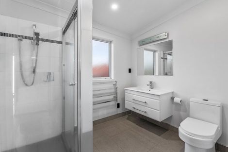 Photo of property in 11b Willow Avenue, Hannahs Bay, Rotorua, 3010