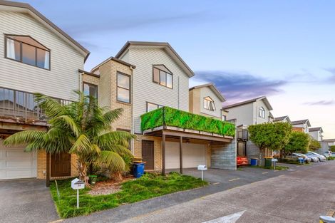 Photo of property in St Claire Village, 27/172 Mcleod Road, Te Atatu South, Auckland, 0610
