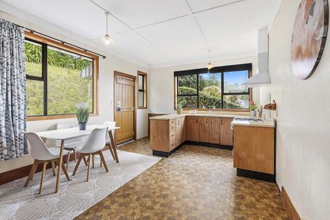 Photo of property in 123 Melbourne Road, Island Bay, Wellington, 6023