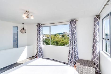 Photo of property in 11 Chester Street, Taradale, Napier, 4112