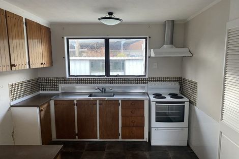 Photo of property in 92 Lord Street, Stokes Valley, Lower Hutt, 5019