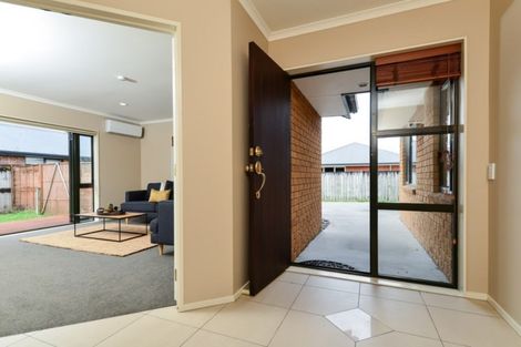 Photo of property in 8 Henley Court, Huntington, Hamilton, 3210