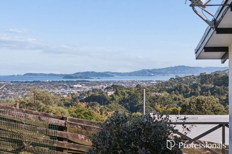 Photo of property in 66b Major Drive, Kelson, Lower Hutt, 5010