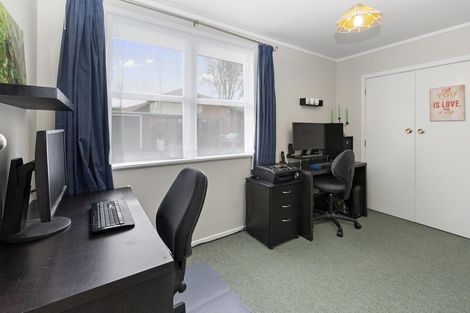 Photo of property in 93 Mcleod Road, Te Atatu South, Auckland, 0610