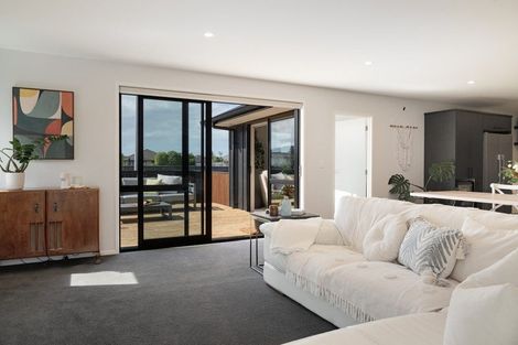 Photo of property in 35 Dunkeld Drive, Papamoa, 3118
