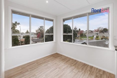 Photo of property in 8 Landview Road, Parkvale, Tauranga, 3112