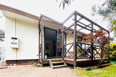 Photo of property in 3/8 Ireland Place, Ranui, Auckland, 0612