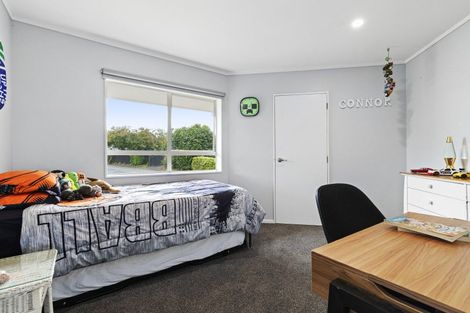 Photo of property in 2/32 Prospect Terrace, Pukekohe, 2120