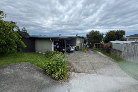 Photo of property in 28 Marcel Place, Glenfield, Auckland, 0629