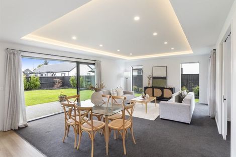 Photo of property in 11 Saint James Place, Rangiora, 7400