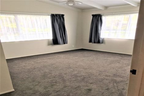 Photo of property in 3/42 Manuka Road, Glenfield, Auckland, 0629