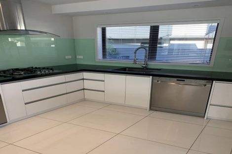 Photo of property in 143a Oceanview Road, Mount Maunganui, 3116
