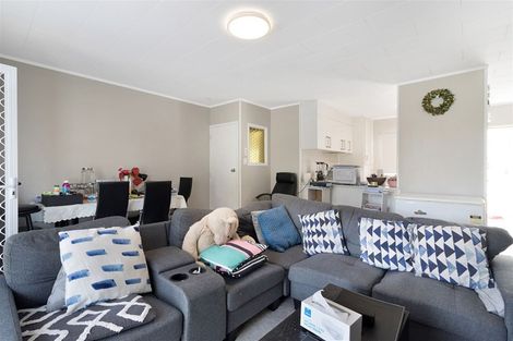Photo of property in 2/60 Gardner Avenue, New Lynn, Auckland, 0600