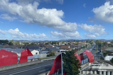 Photo of property in 12 Red Arches Road, Henderson, Auckland, 0610