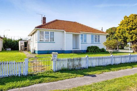 Photo of property in 2 Waihi Road, Hawera, 4610