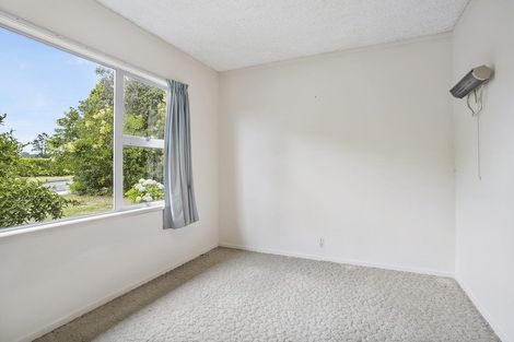 Photo of property in 2/1 Golf Road, New Lynn, Auckland, 0600