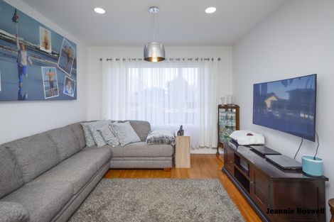 Photo of property in 37 Lyndhurst Street, Takaro, Palmerston North, 4412