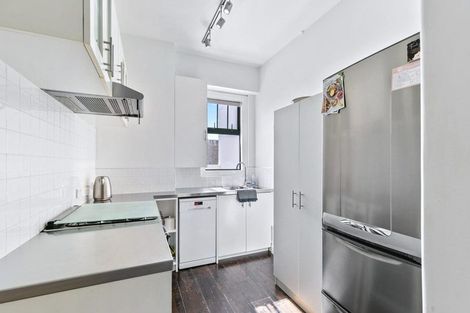 Photo of property in 24u3 Elizabeth Street, Mount Victoria, Wellington, 6011