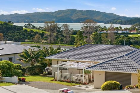 Photo of property in 10 Cable Bay Block Road, Cable Bay, 0420
