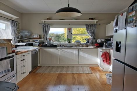 Photo of property in 21 Church Street, Waipawa, 4210